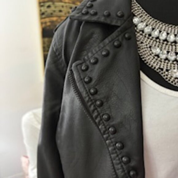 Blank NYC faux leather moto jacket. - Picture 4 of 5